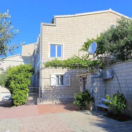 Apartments By The Sea Duce, Omis - 2737 Екстер'єр фото