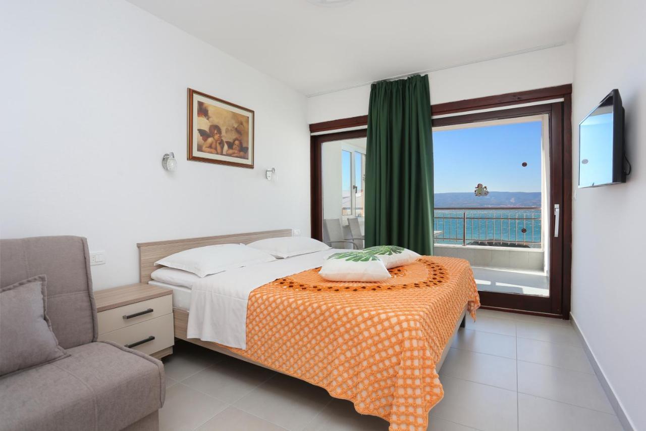 Apartments By The Sea Duce, Omis - 2737 Екстер'єр фото